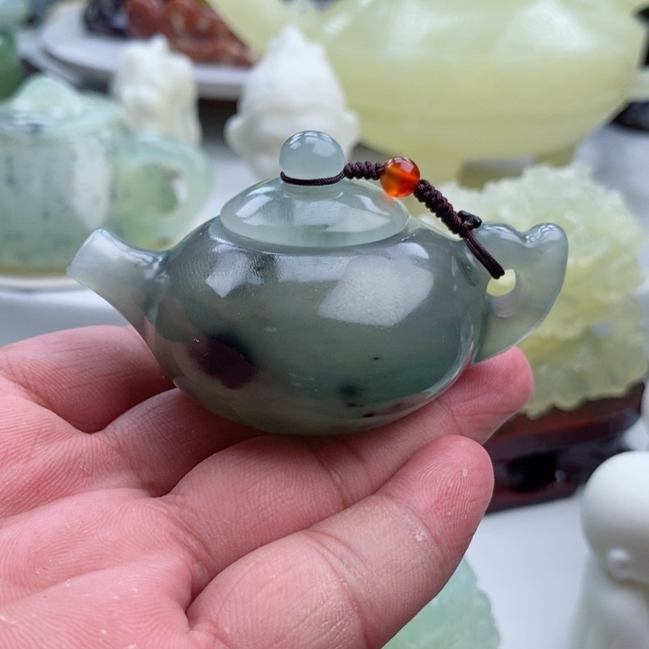 岫玉四大名玉手把件未镶嵌