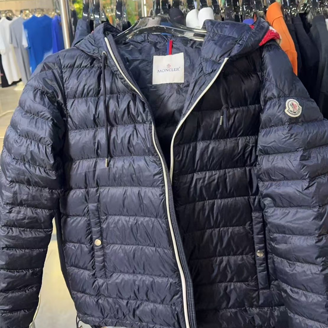 99新 MONCLER LV外套二奢男款