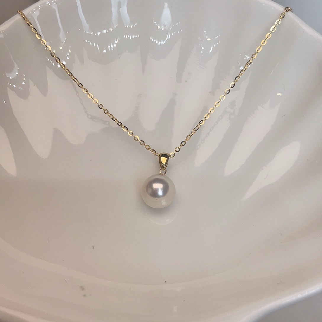 18K金镶嵌海水珍珠吊坠(赠链)