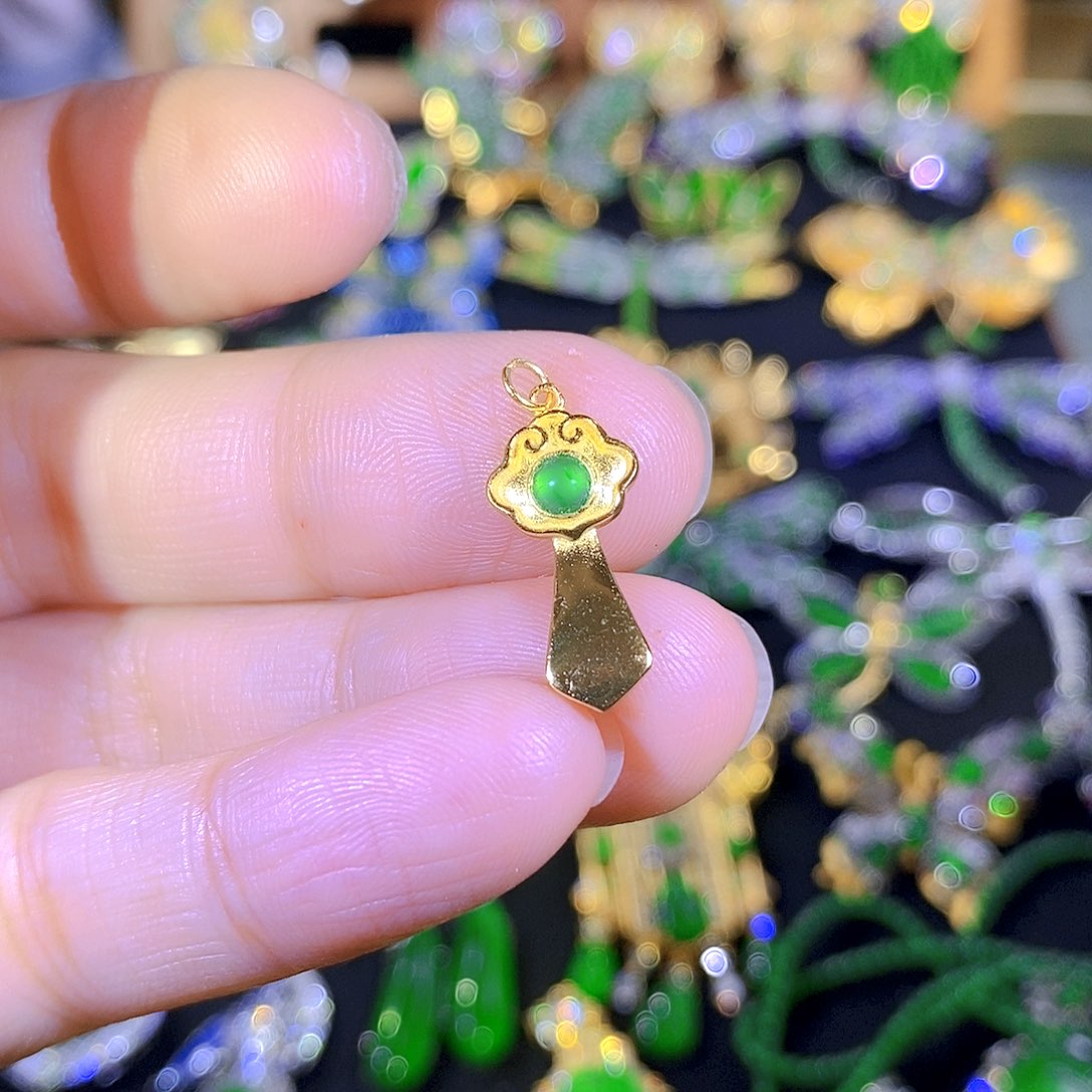 吊坠(不含链)银S925镶嵌翡翠