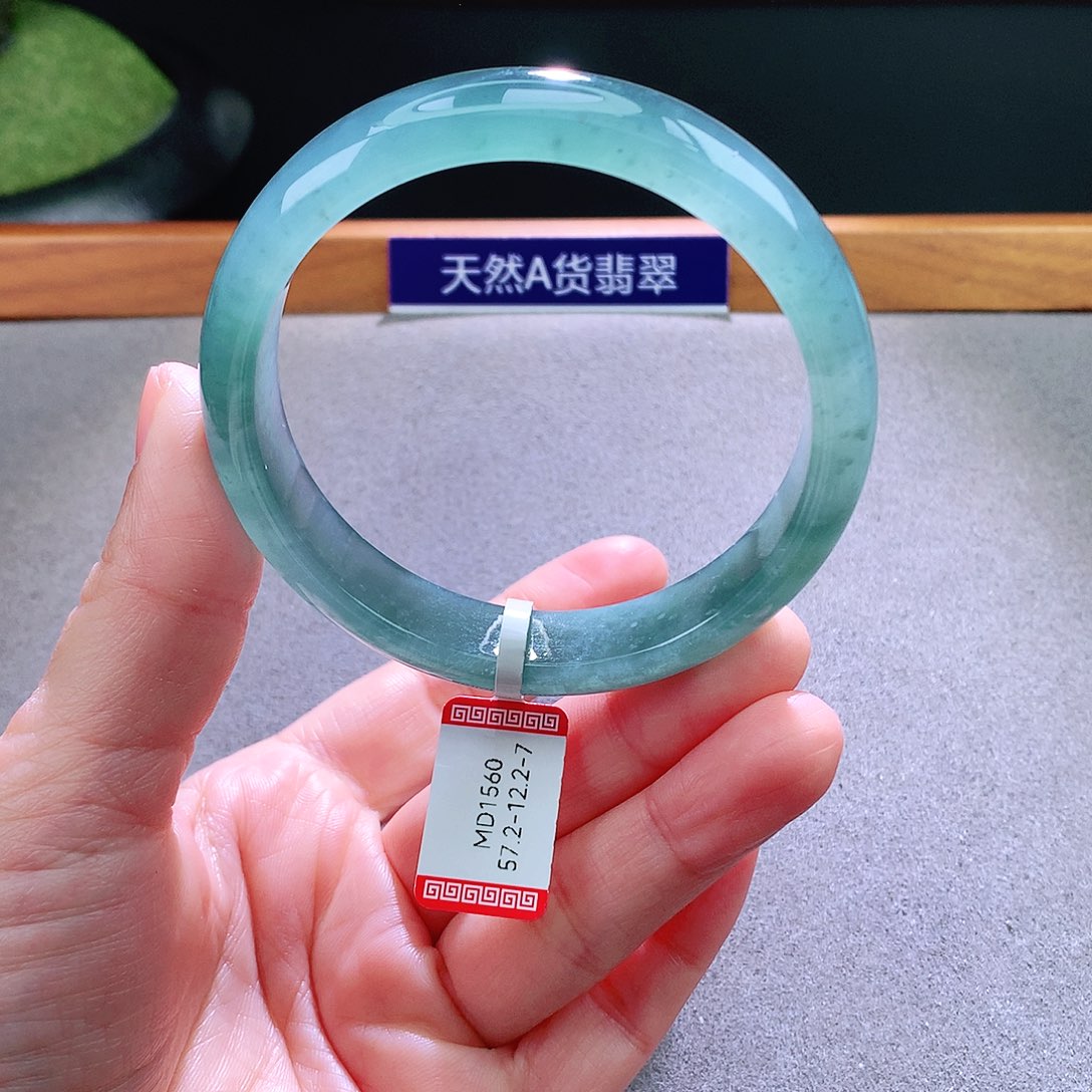 未镶嵌手镯翡翠天然翡翠手镯a货