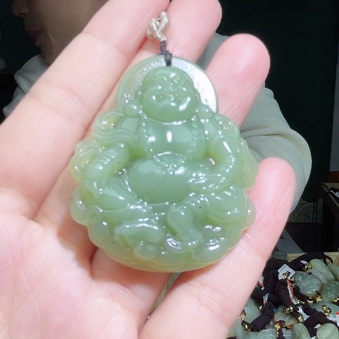 和田玉颈饰未镶嵌多样性