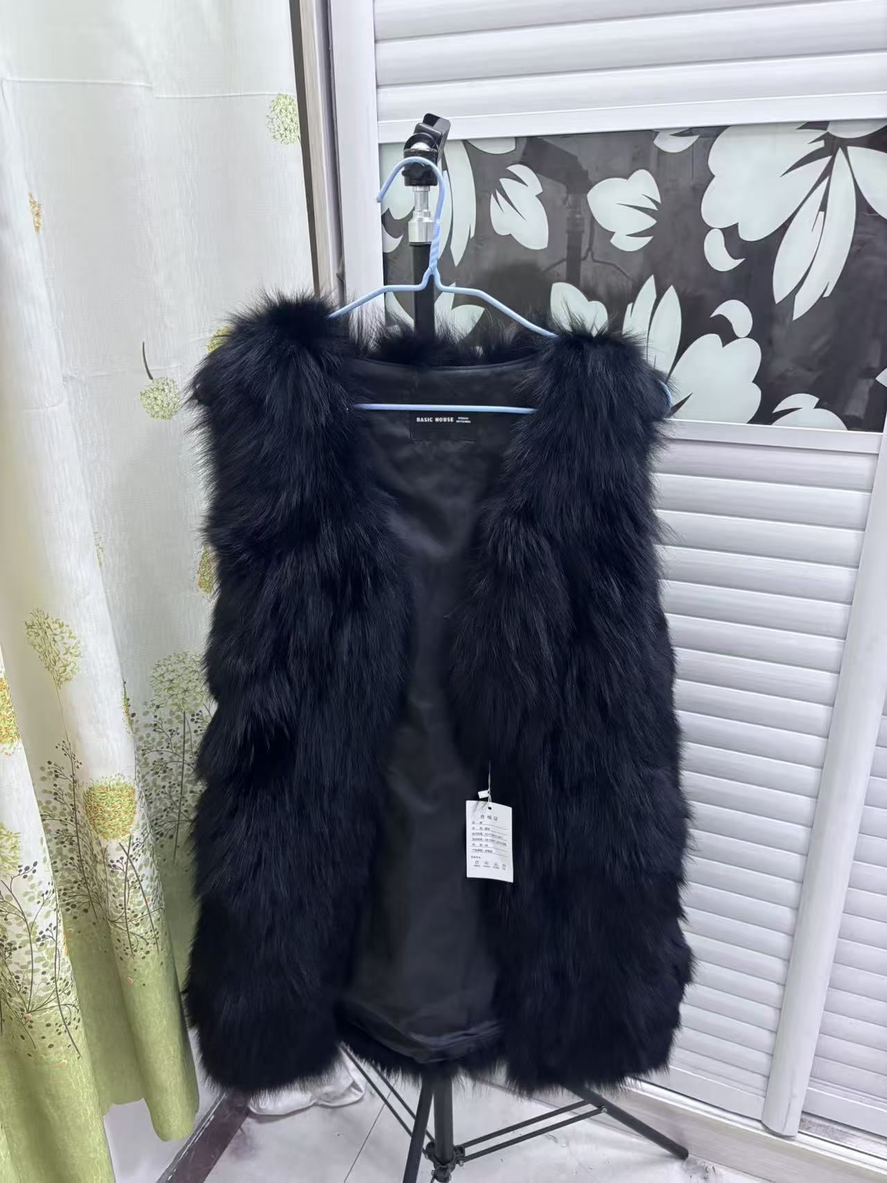 黑色腹毛的狐狸毛马甲（默认瑕疵）