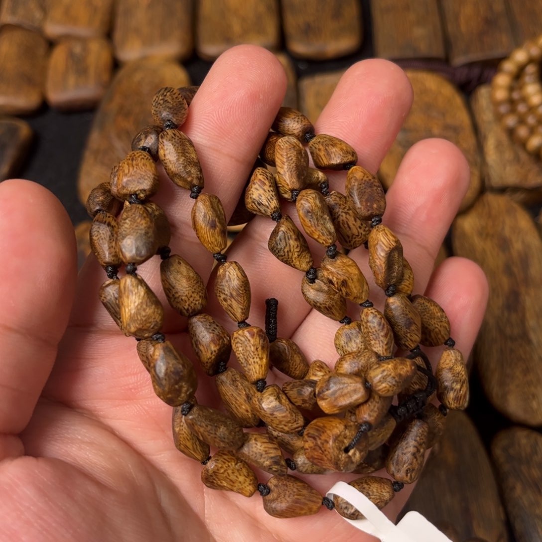 沉香手串奇楠沉香随形乌身沉水浮树丁长串一条