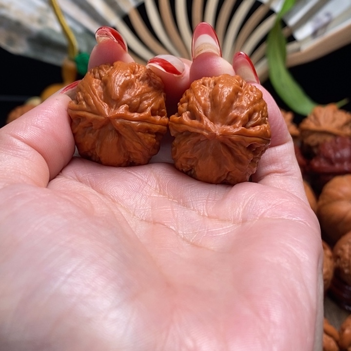 把件文玩核桃玉麒麟