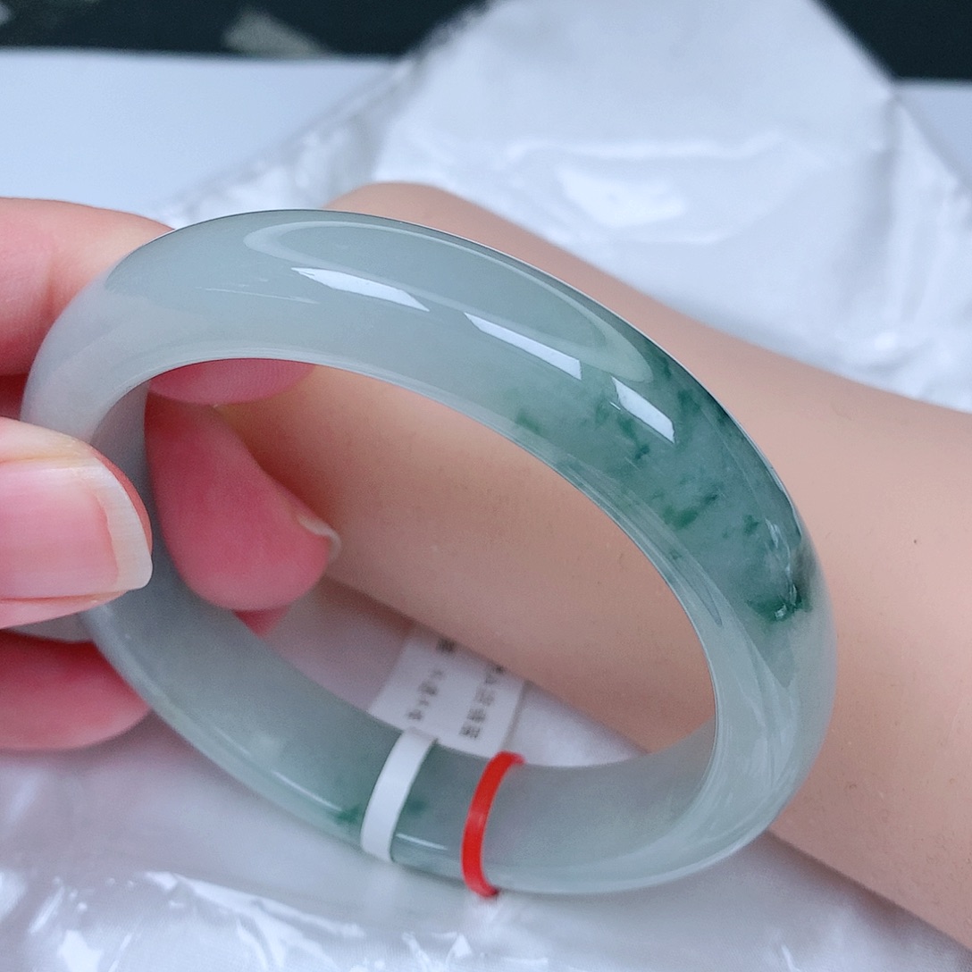 【闪购商品】翡翠手镯未镶嵌，57.8