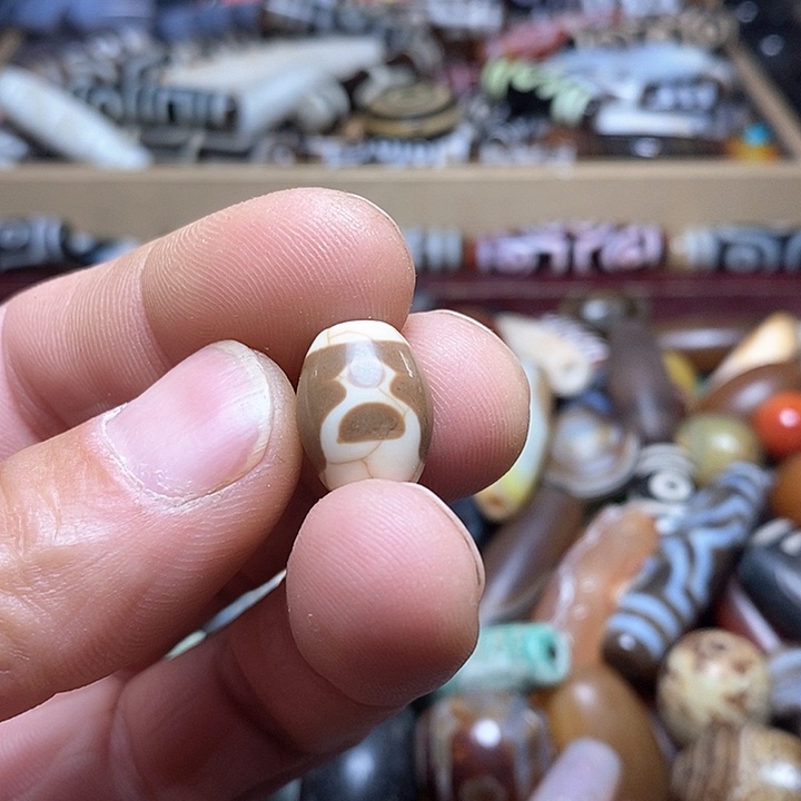 玛瑙/玉髓颈饰未镶嵌84