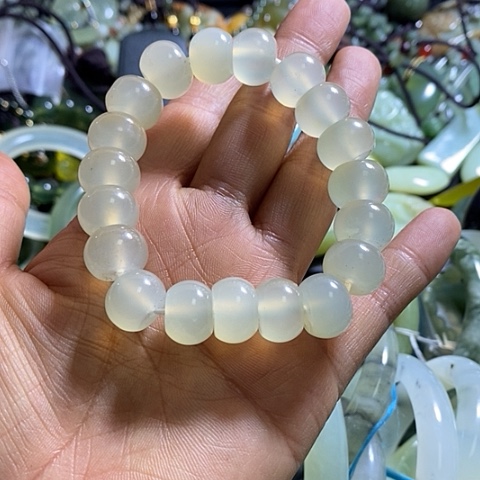 岫玉手链未镶嵌一个