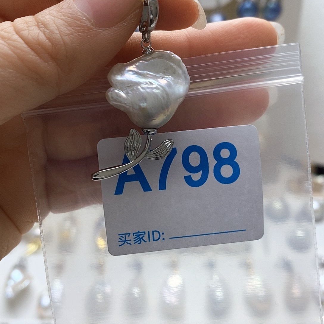 未镶嵌淡水珍珠颈饰