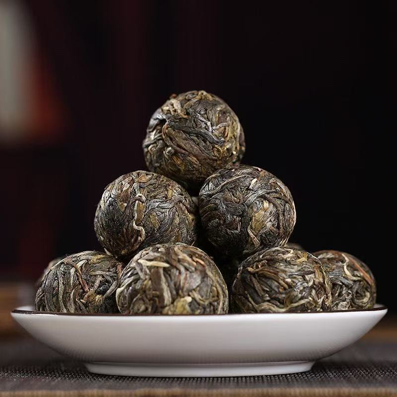 2025年曼松普洱生茶龙珠8g*30颗