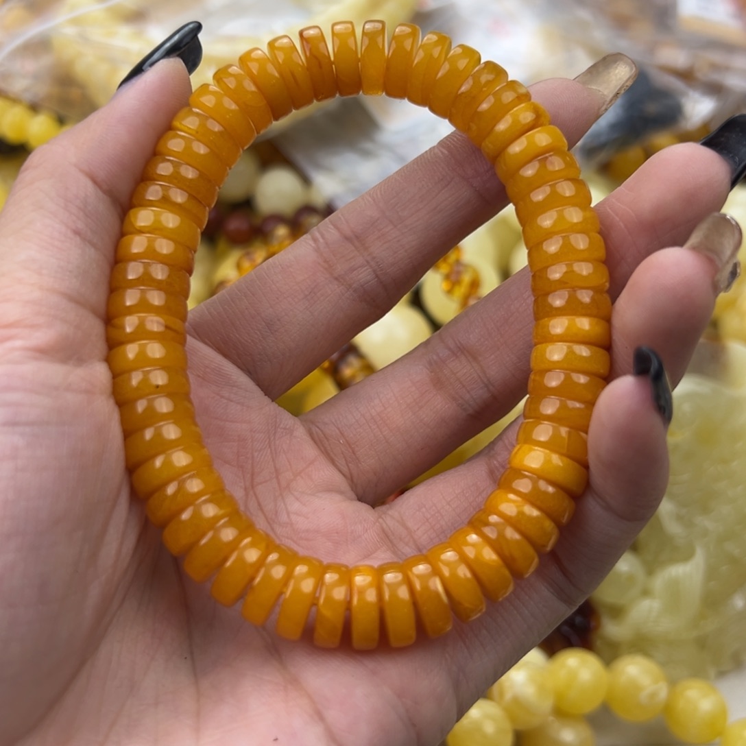 琥珀珠宝奇石未镶嵌