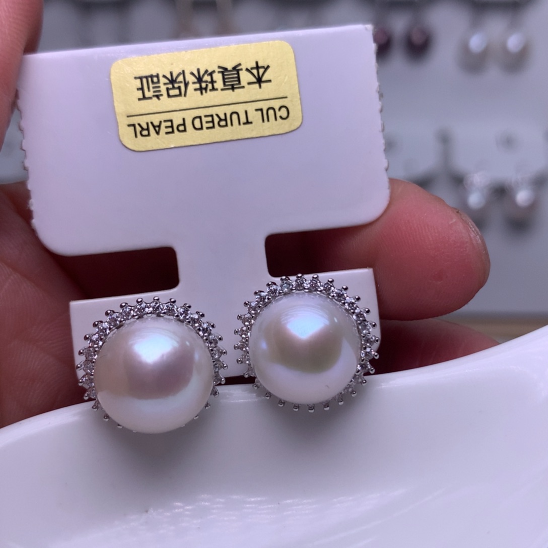 未镶嵌耳饰淡水珍珠