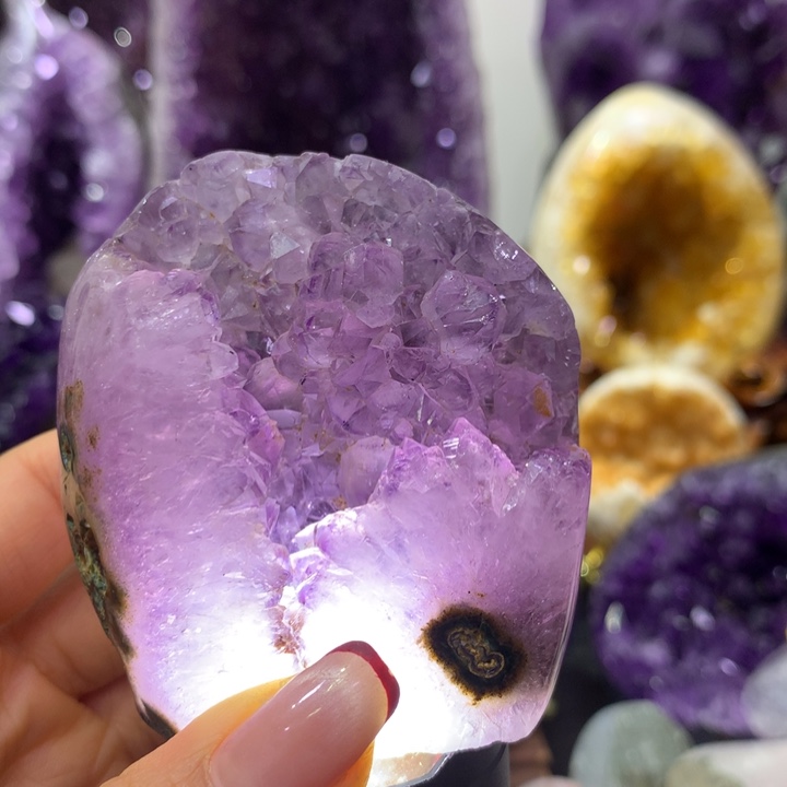 未镶嵌水晶大型摆件（非配饰）