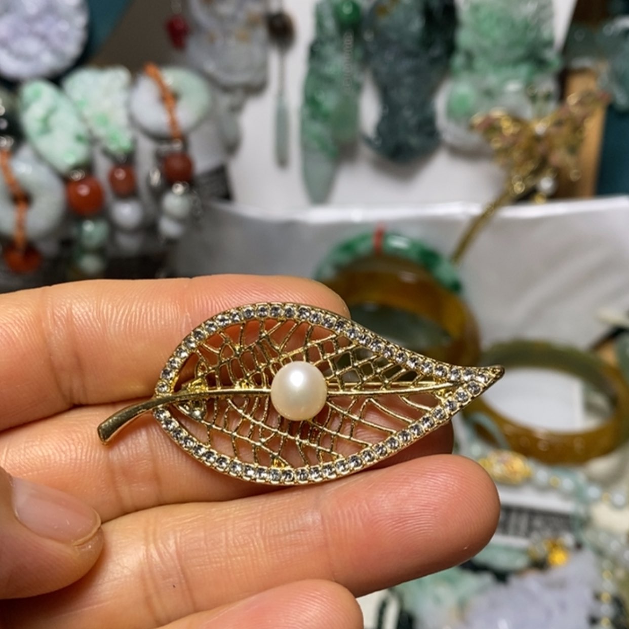 【闪购商品】翡翠吊坠(赠链)未镶嵌