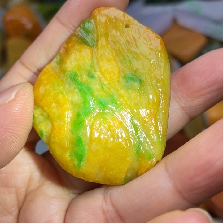 定制翡翠未镶嵌包工