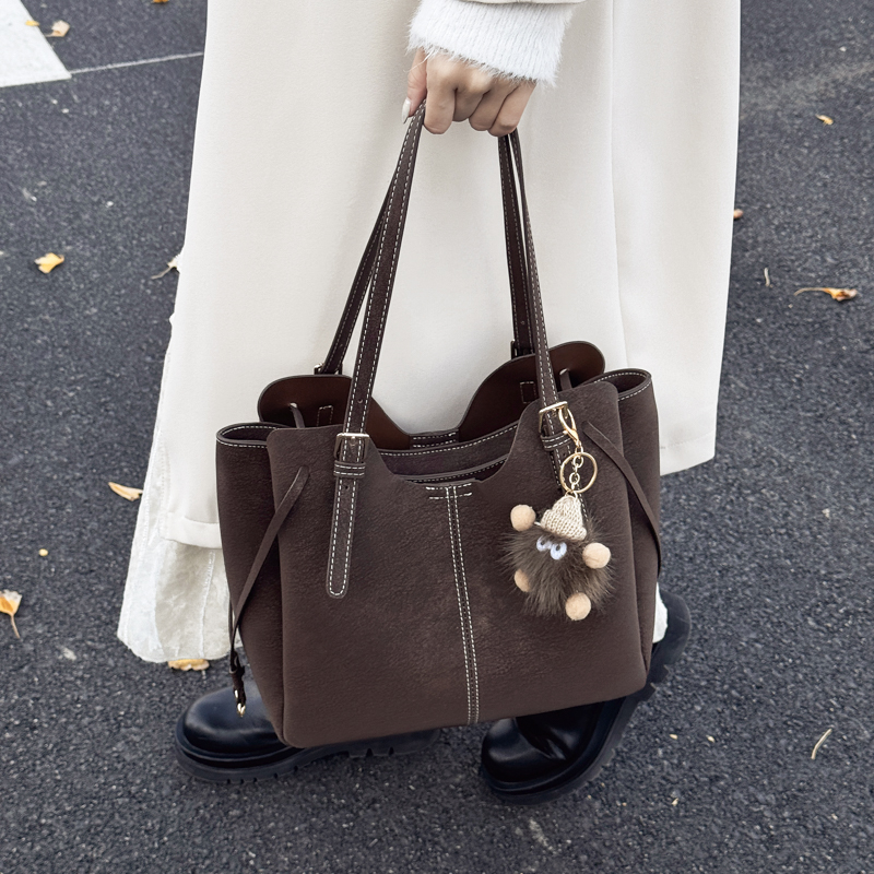 复古大容量三层托特包女秋冬2025新款潮时尚百搭韩版学院风单肩包