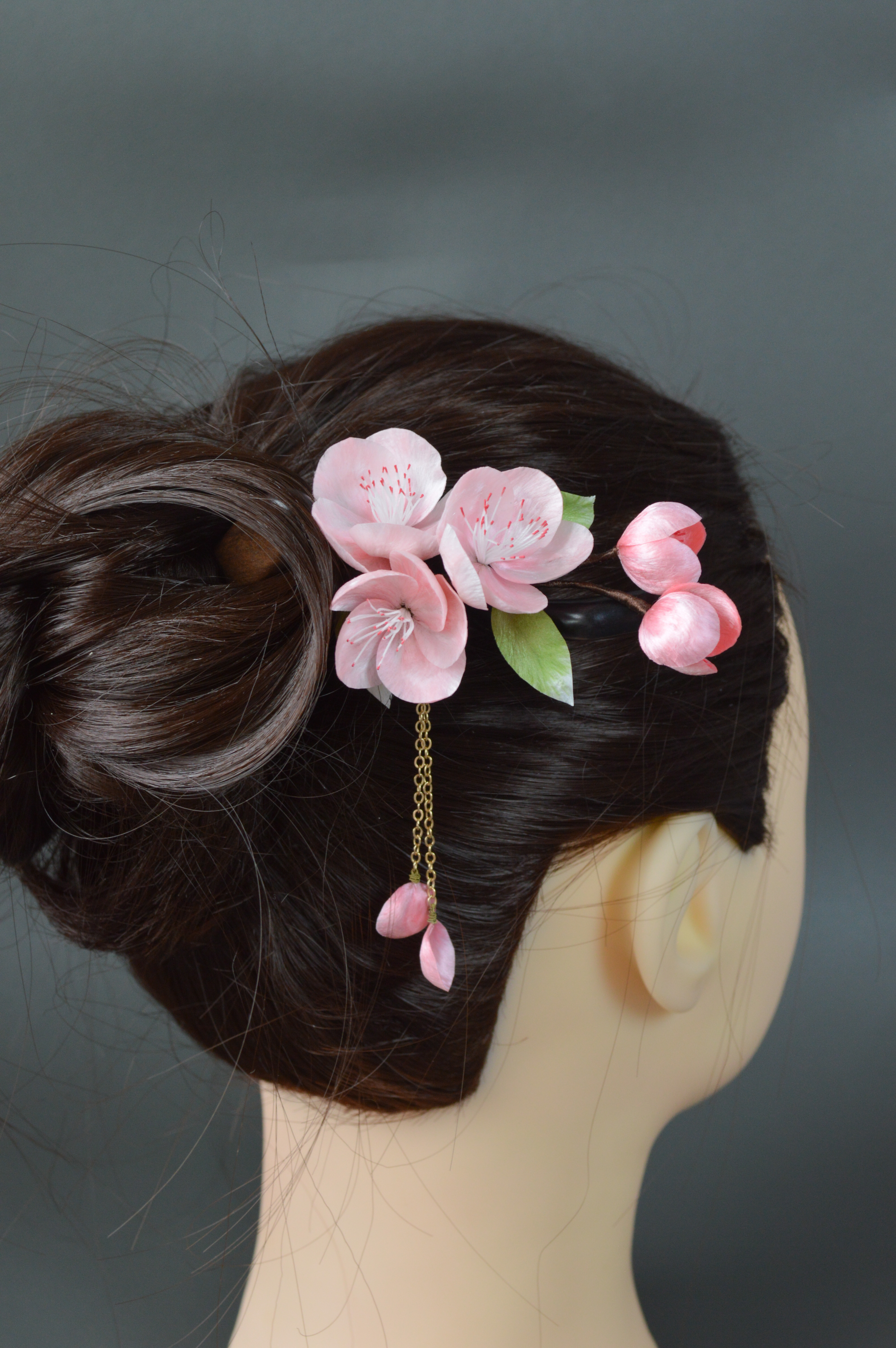 桃花 香香绒花，非遗工艺，绒花头饰，汉服发饰，古风簪子，胸针。