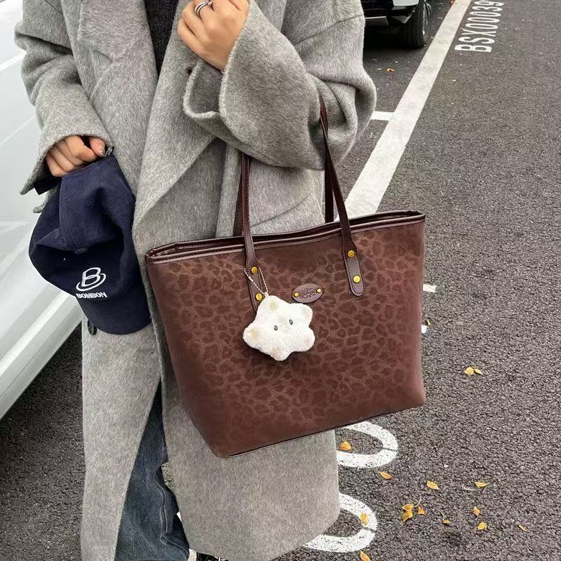 豹纹复古包包女大容量2025新款秋冬百搭单肩包学生上课通勤托特包