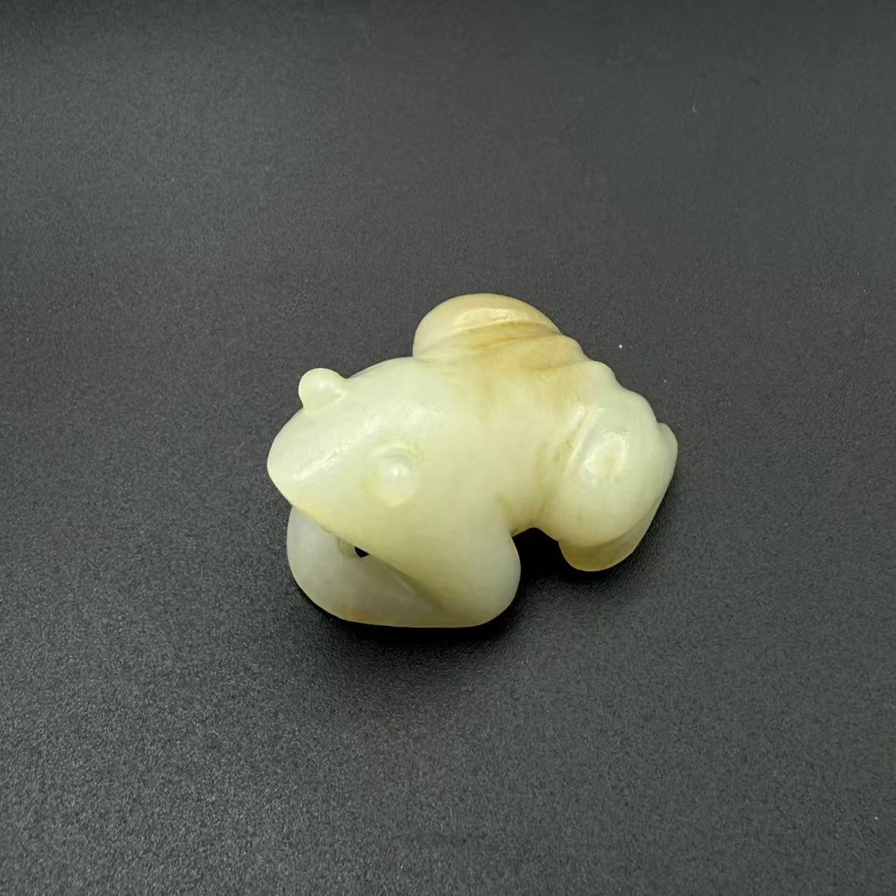 LOT.5/20世纪和田玉呱呱来财吊坠/H551462