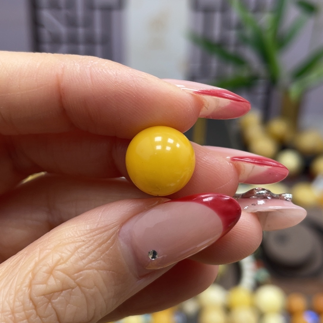 琥珀裸石未镶嵌11.5mm微瑕