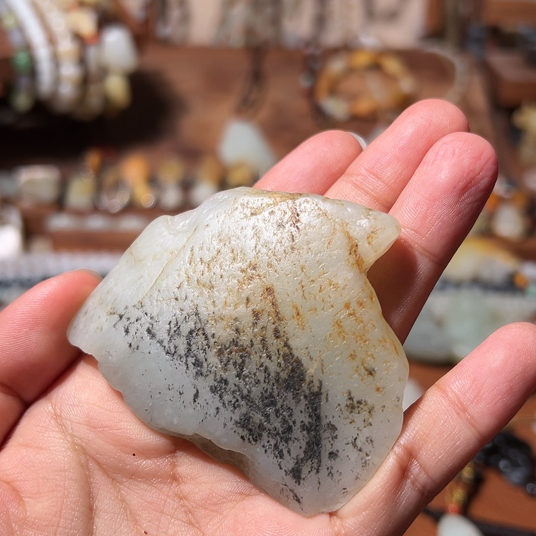 和田玉颈饰未镶嵌