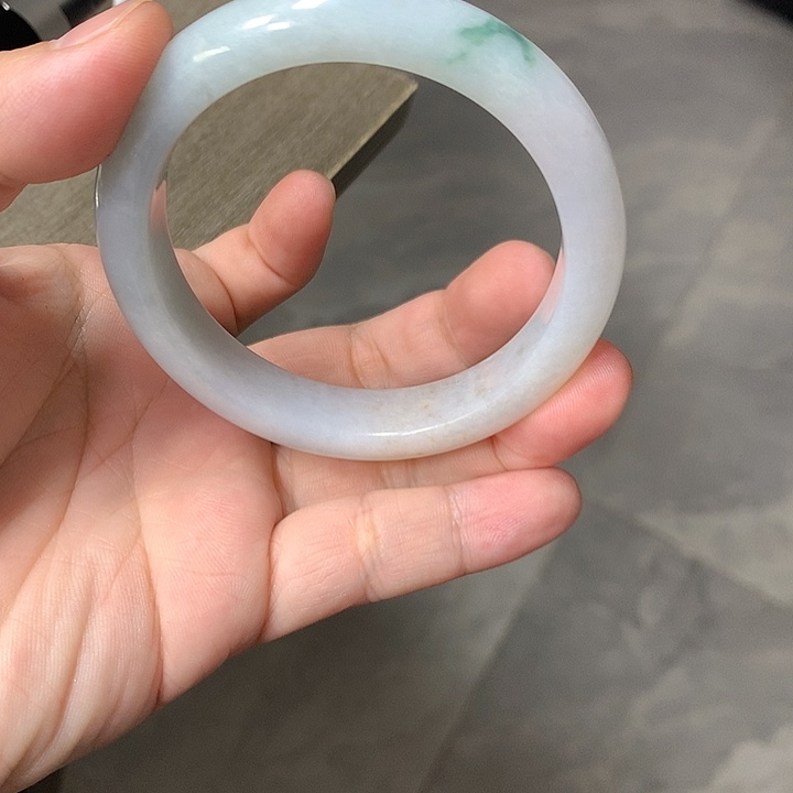 翡翠颈饰未镶嵌59圈