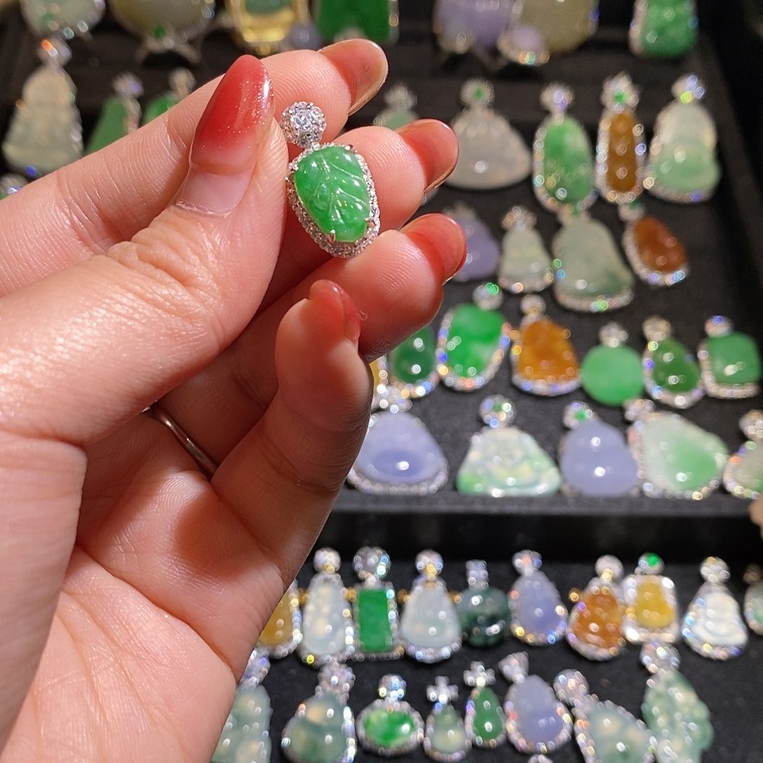 颈饰银S925镶嵌翡翠r