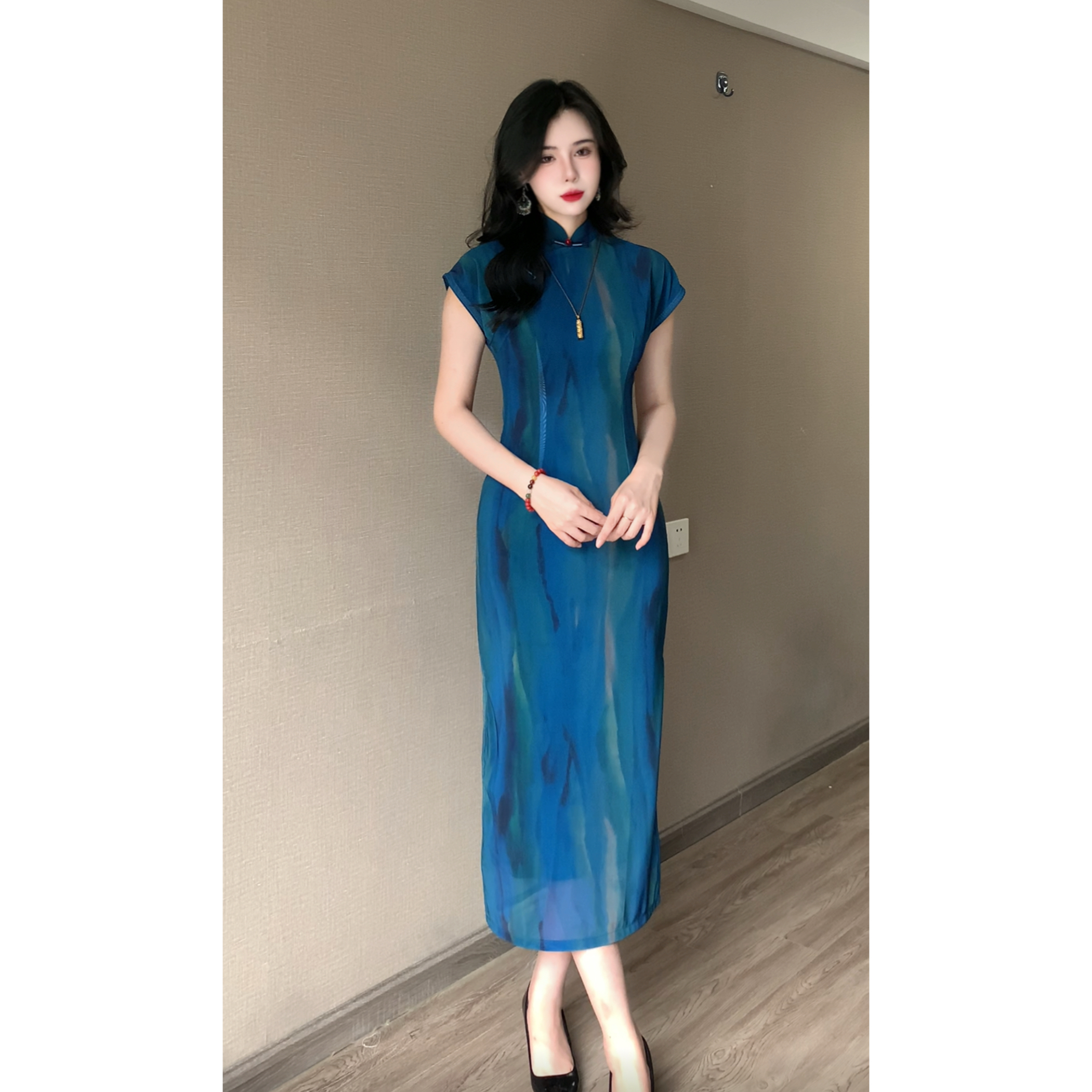 平步青云｜如愿2025春夏新款年轻气质时尚日常复古港风短袖旗袍裙