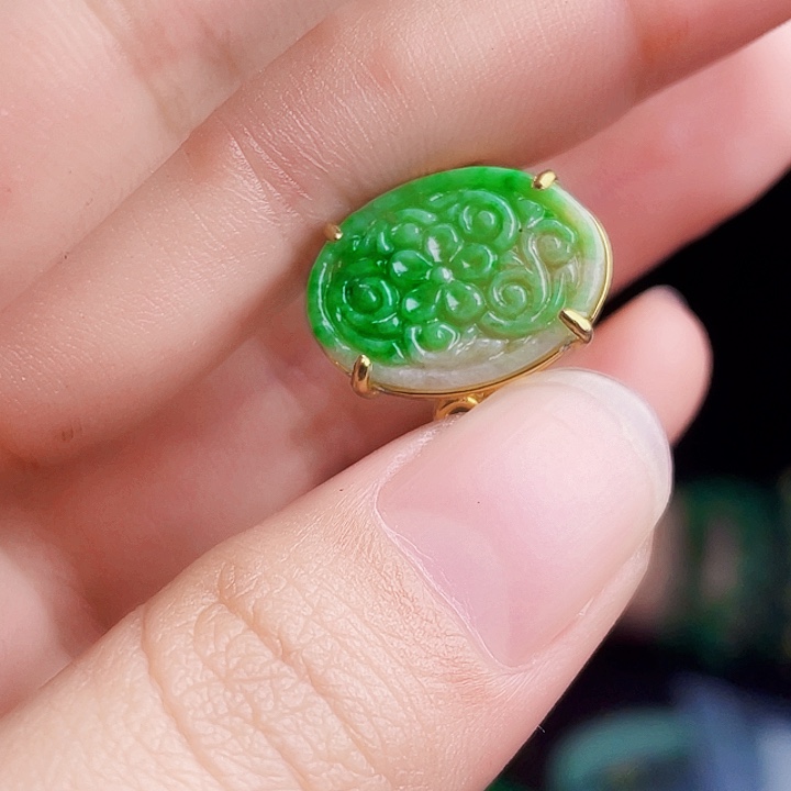 翡翠银S925镶嵌颈饰多样性