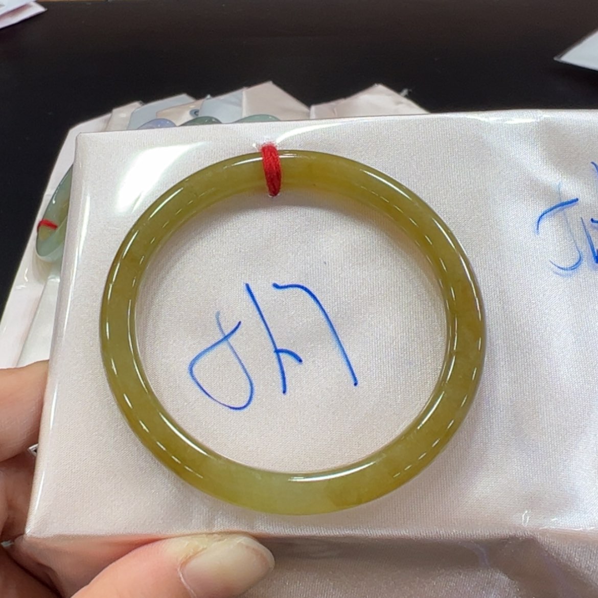 【闪购商品】翡翠手镯未镶嵌手镯