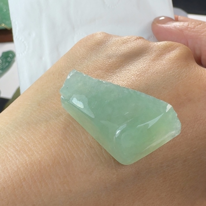 定制翡翠未镶嵌翡翠