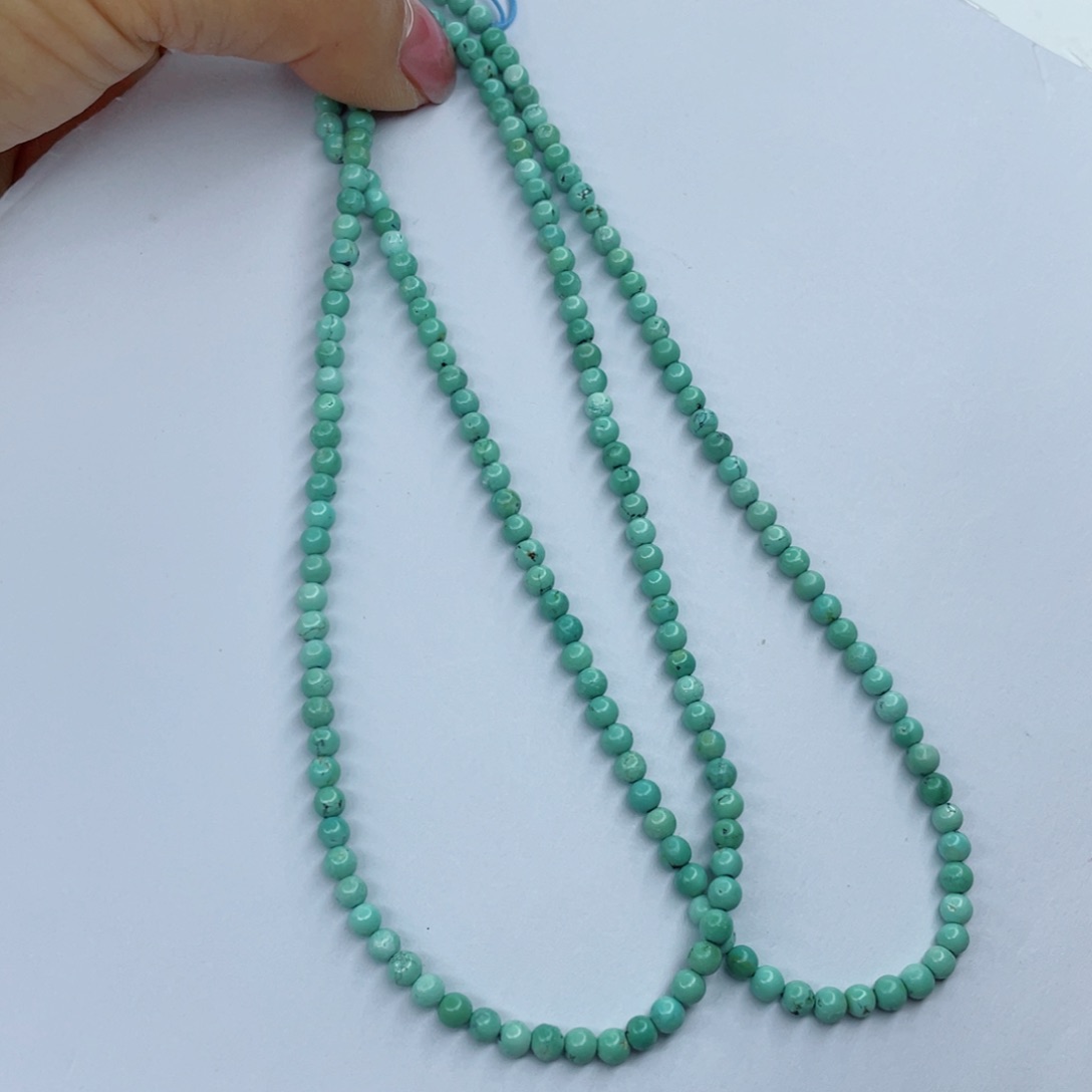 绿松石颈饰未镶嵌