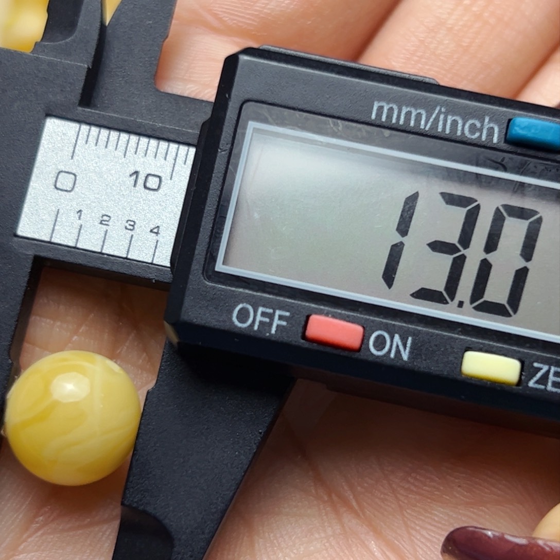 琥珀裸石未镶嵌13mm微瑕单珠