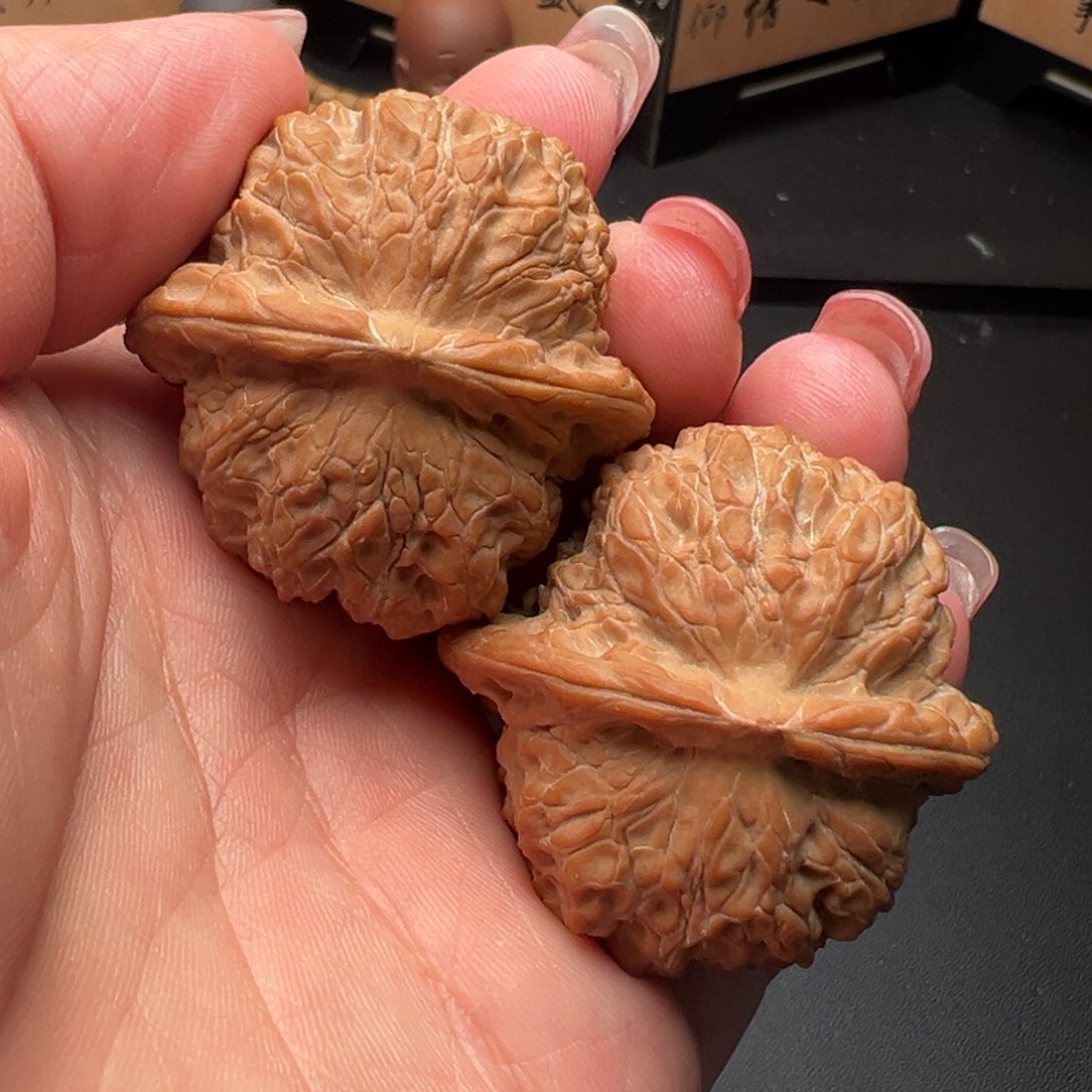 文玩核桃把件血麒麟39全