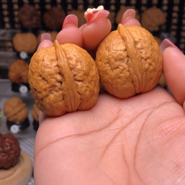 橄榄核吊坠16粗筋大屁桃