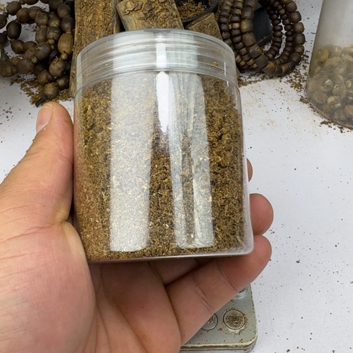 三***丰沉香绿奇楠沉香转珠粉