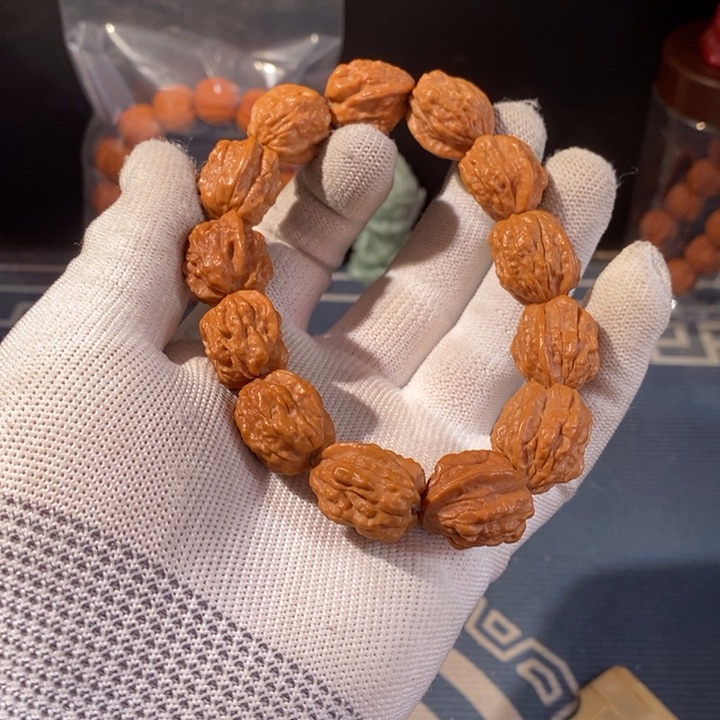 文玩核桃手串……67