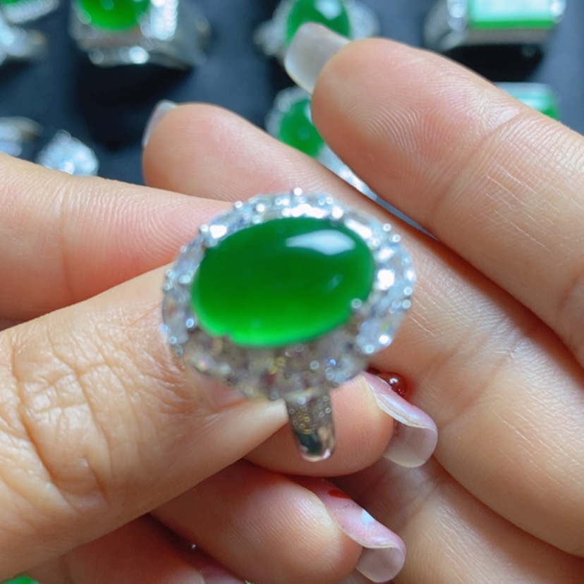 【闪购商品】翡翠挂件银S925镶嵌蛋面女戒