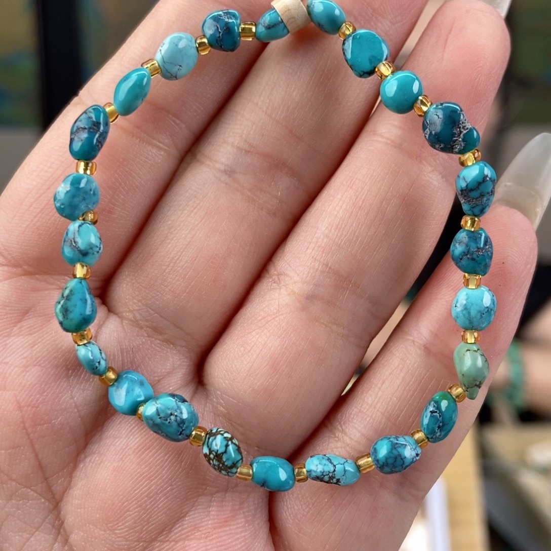 未镶嵌绿松石珠宝奇石