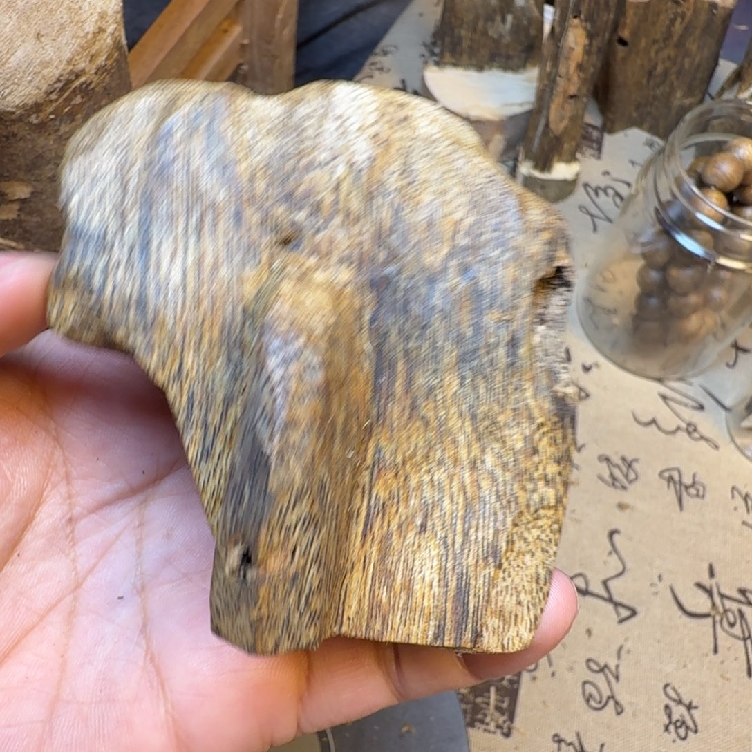 沉香块料沉香块料