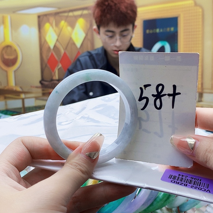 翡翠未镶嵌手镯00……