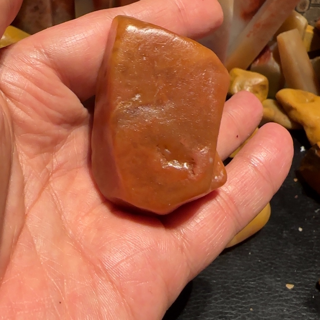 老挝石田黄．．．．．．．