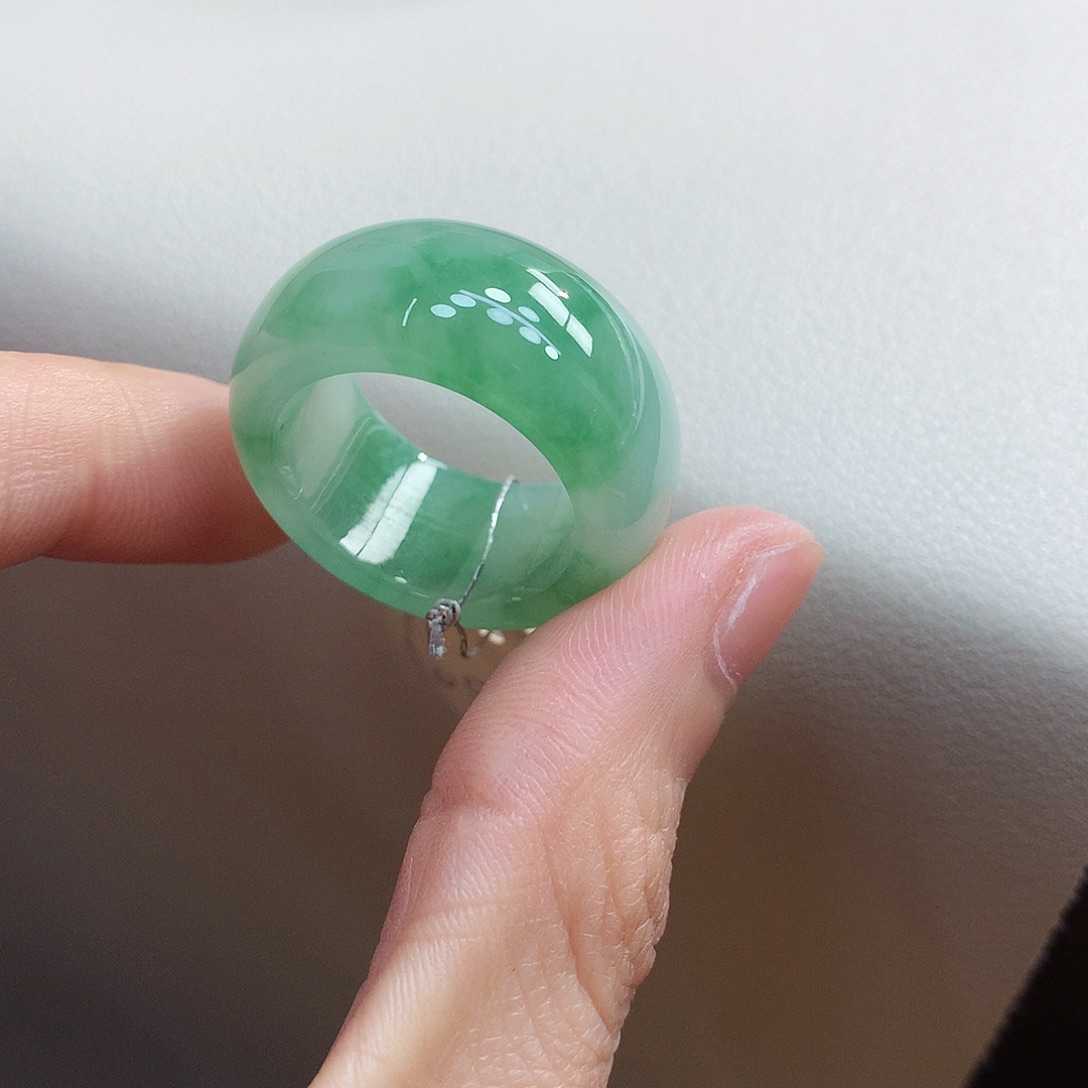 翡翠戒指未镶嵌20号