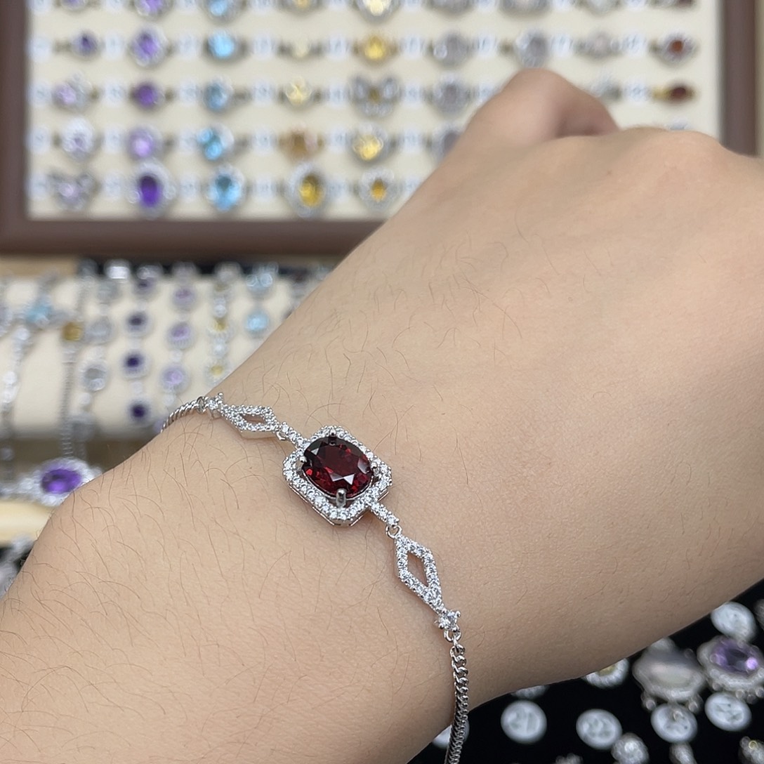 银S925镶嵌手链石榴石