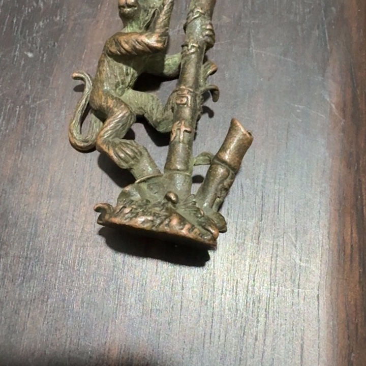 三***三桌子桌面摆件5555666666