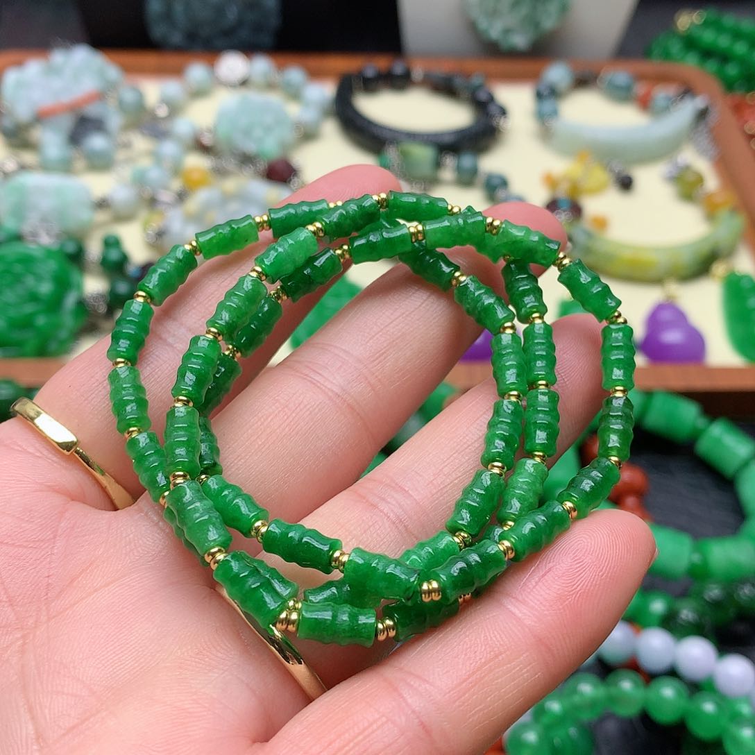 吊坠(赠链)未镶嵌翡翠