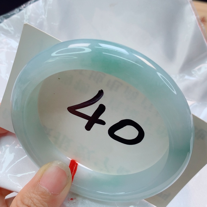 翡翠手镯未镶嵌强推 