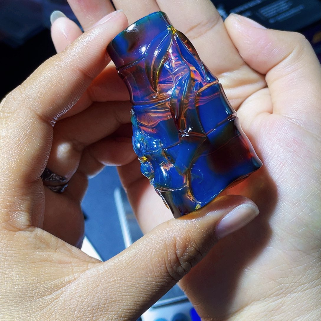 蓝珀裸石未镶嵌健***福墨西哥红蓝竹节工费