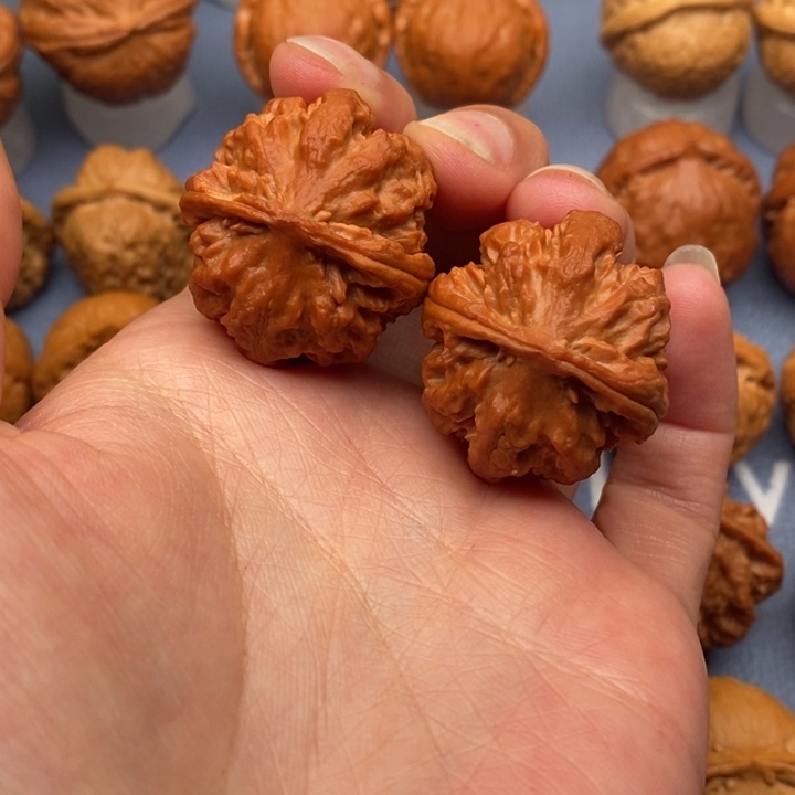 文玩核桃把件肉龙