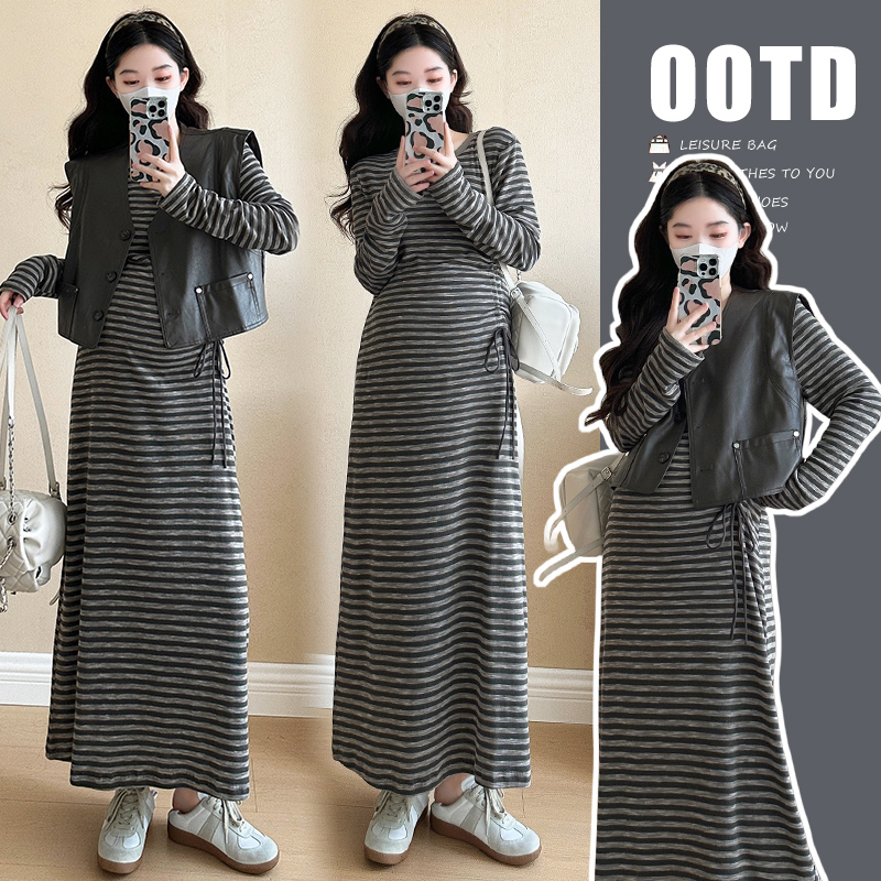 2025春季新品条纹长袖连衣裙+时尚pu皮马甲套装显瘦针织打底宽松